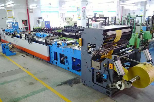 Automatic high-precision bag making machine